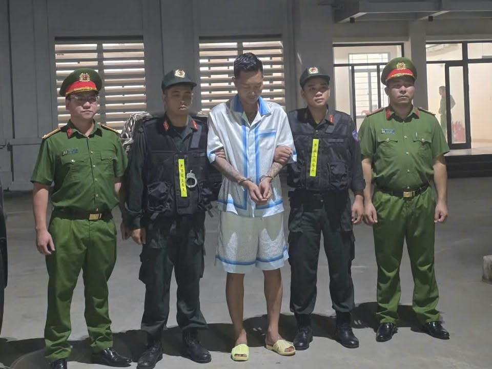 huan-2-1786794916.jpg