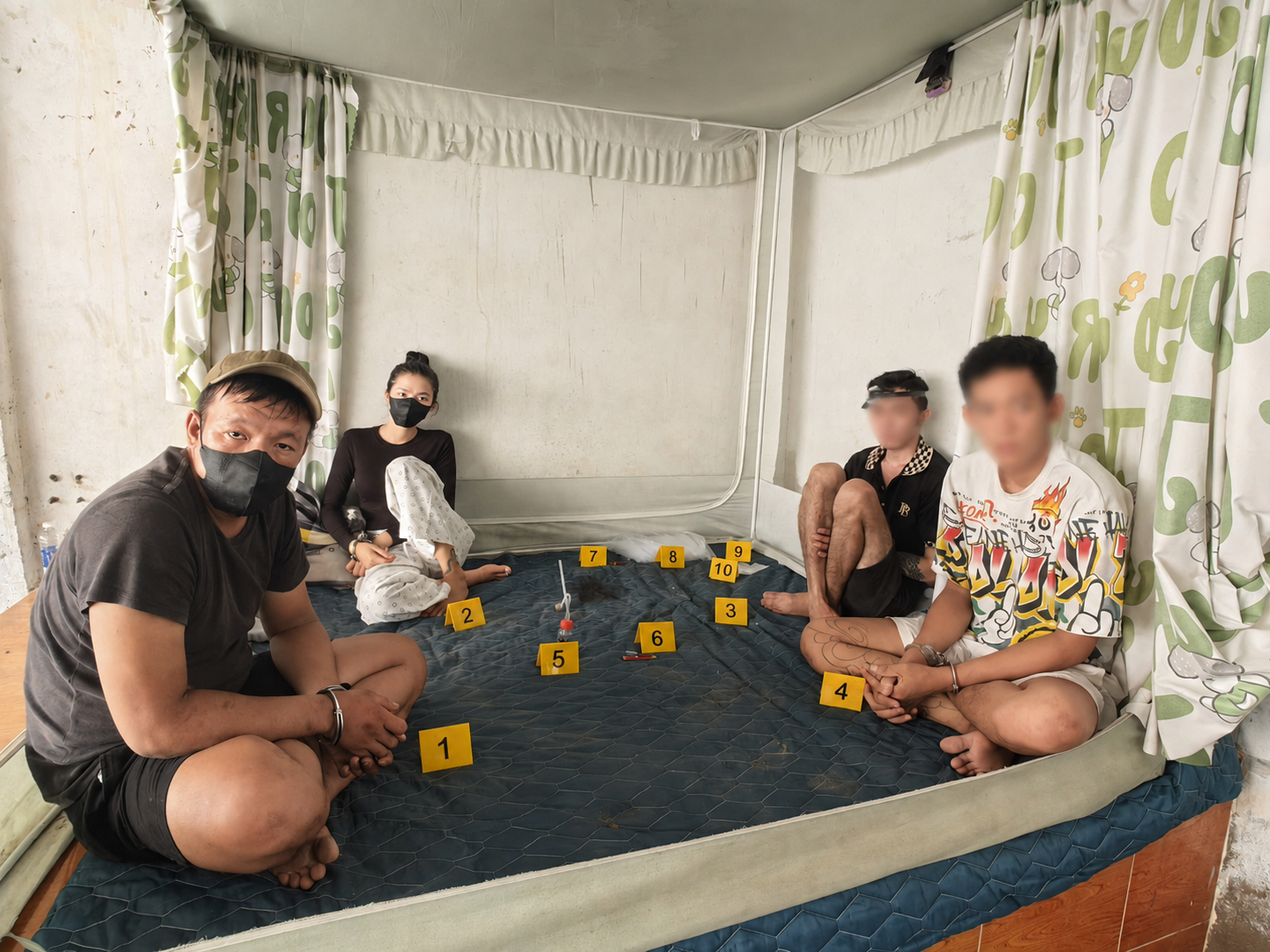1hinh-hien-truong-1787466566.png