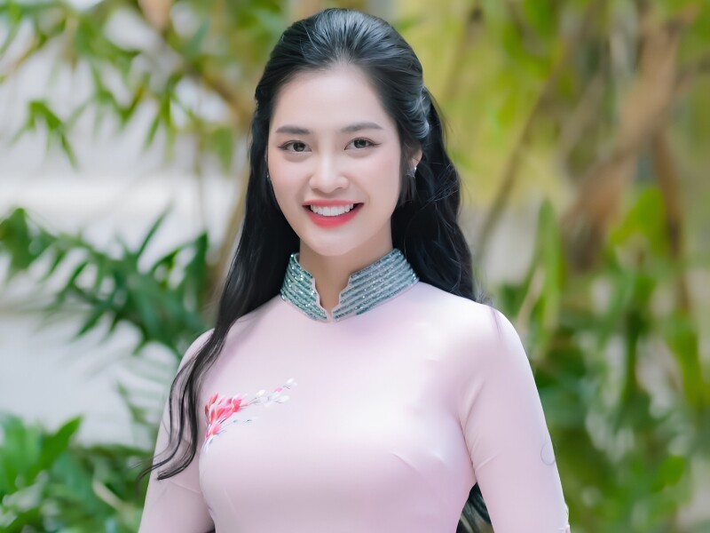 thuy-hang-1-1788924318.jpg