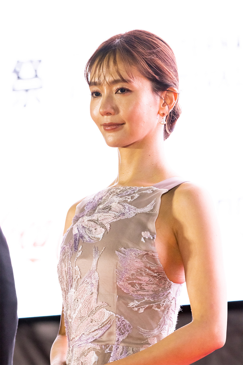 my-nhan-dinh-dam-dot-ngot-qua-doi-o-tuoi-44-rot-nuoc-mat-voi-su-that-giau-kin-suot-13-nam-dspl-1-1789439170.png