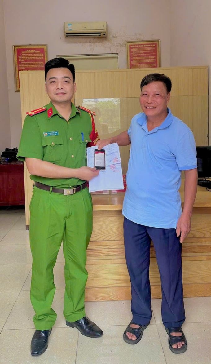 chuyen-khoan-nham-100-trieu-dong-1789530615.png