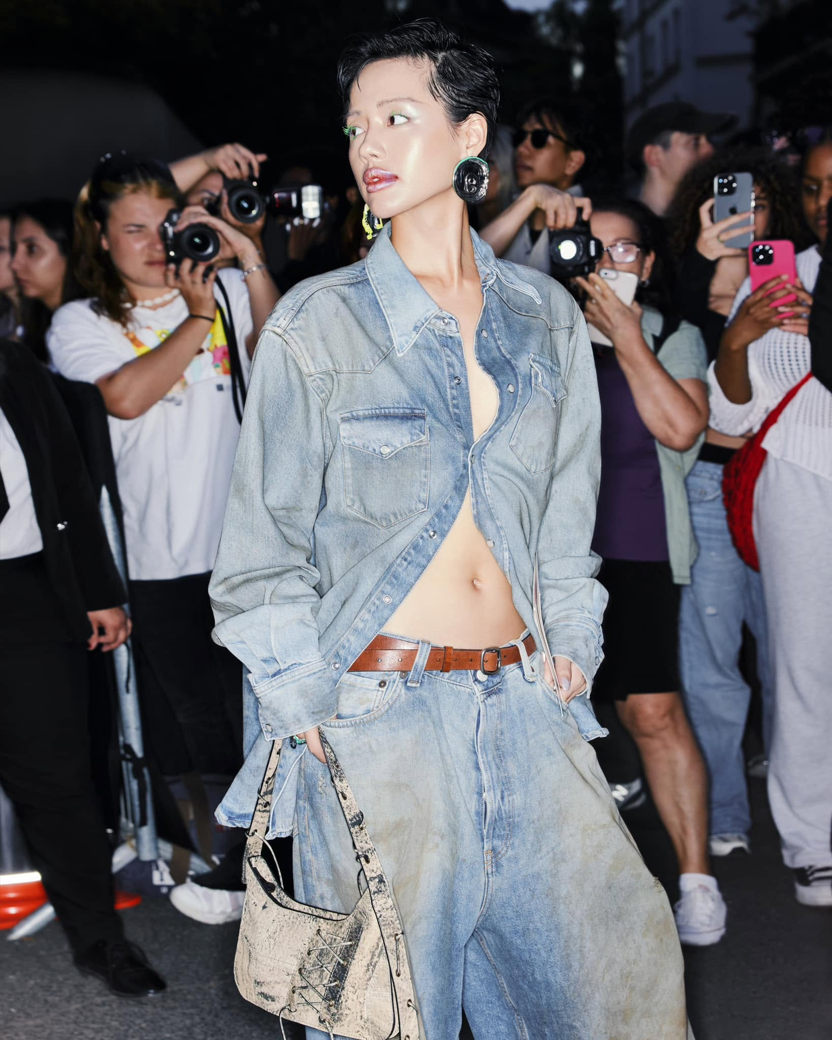 khanh-linh-8-1789975652.png