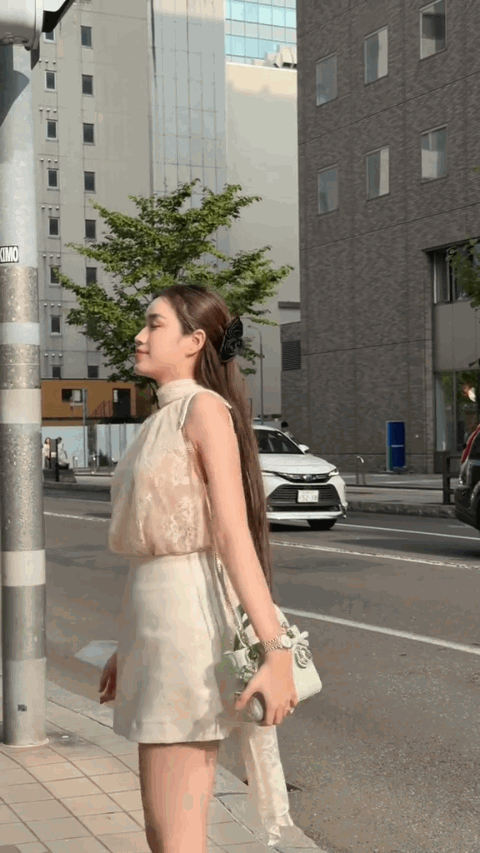 trimmed-video-1789891759412-151239-1789966906253-17899669065581987336018-1789992627.gif