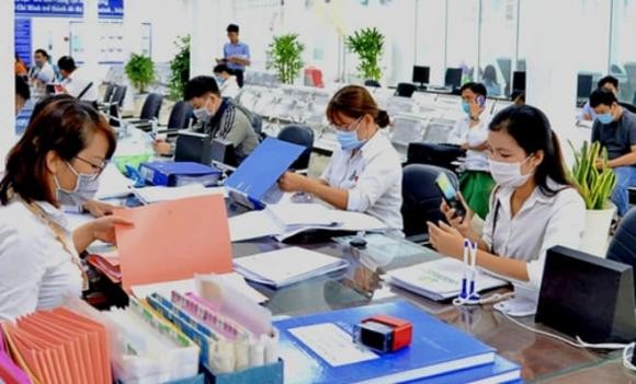 2-tinh-giam-bien-che-cong-chuc-vien-chuc-2-ngoisaovn-w660-h400-17356537402252139585008-20250103040247pm-1790087380.jpg