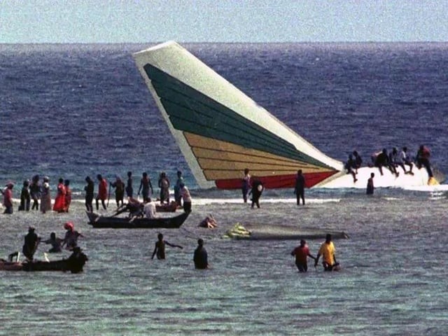 otd-in-1996-ethiopian-airlines-flight-961-et-aiz-a-boeing-v0-ilteb3c5qo2e1-1791189572965843518395-1791209048992-1791209049357310703249-1791250585.jpg