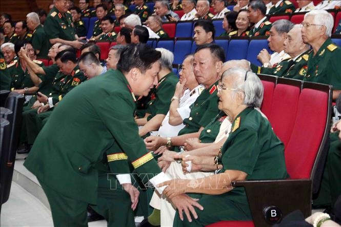 526-can-bo-nghi-huu-1-1791509552.jpg
