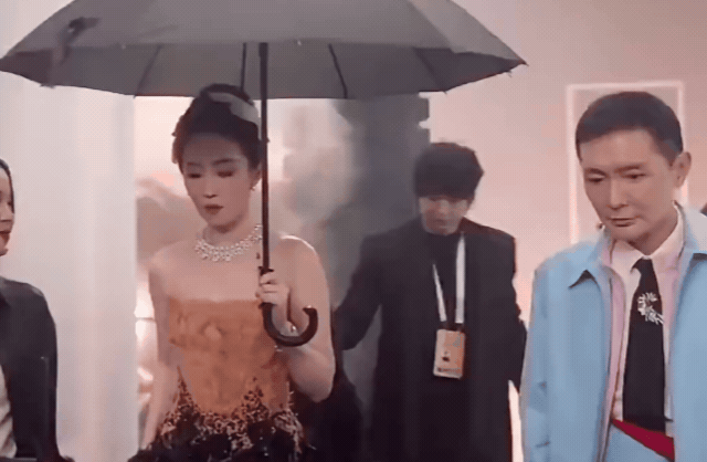 than-tien-ty-ty-nhan-y-kien-trai-chieu-vi-thai-do-22phot-lo-dan-em-tai-su-kien-1-1793012409.gif