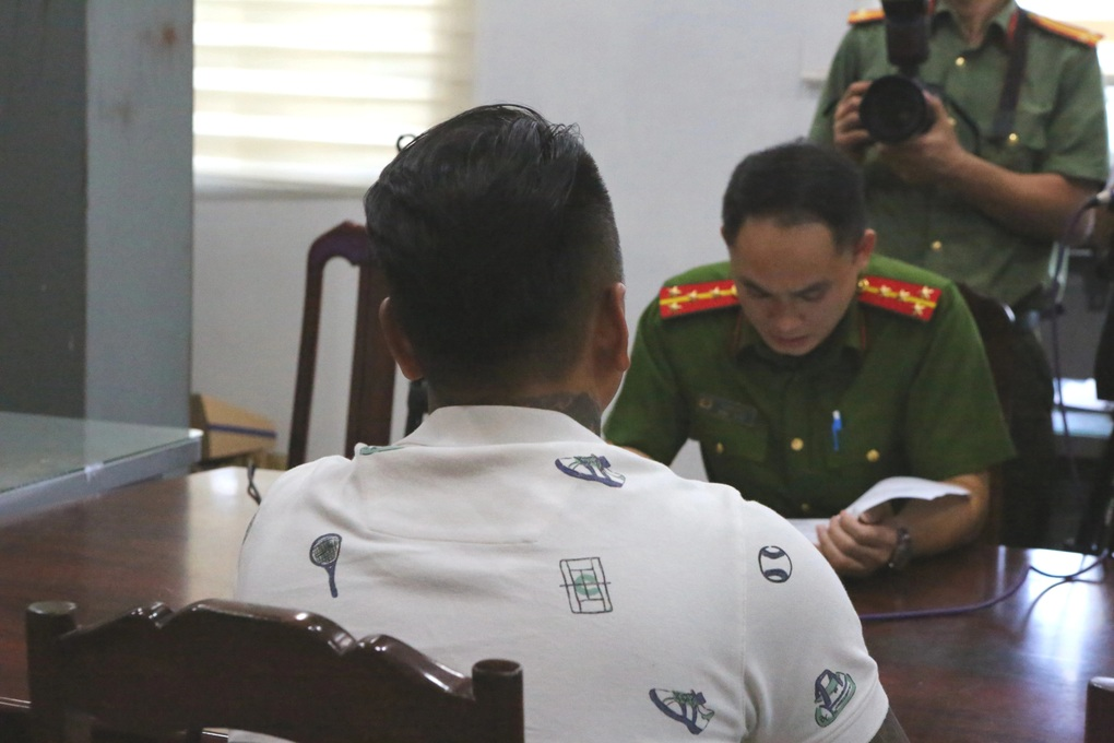 khoi-to-giang-ho-mang-cop-den-va-cac-19-doi-tuong-lam-phim-bao-luc-1-edited-1793115596373-1793143833.png