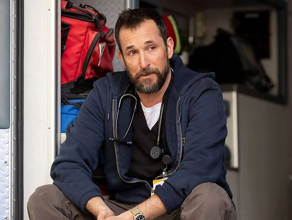 noah-wyle-2-1793159674.png