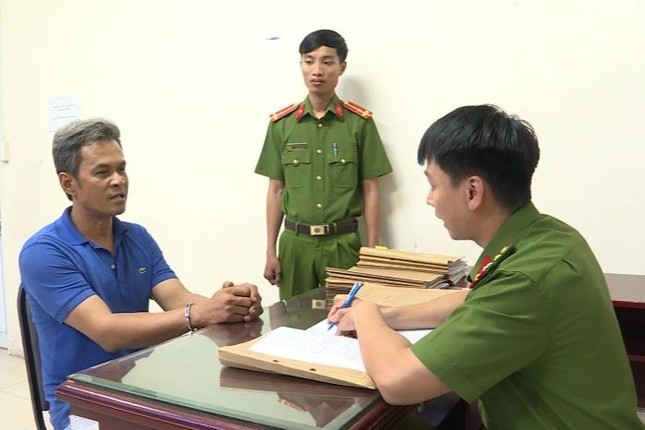 say-xin-chong-nguoi-thi-hanh-cong-vu-8657-2650-1748305989.jpg