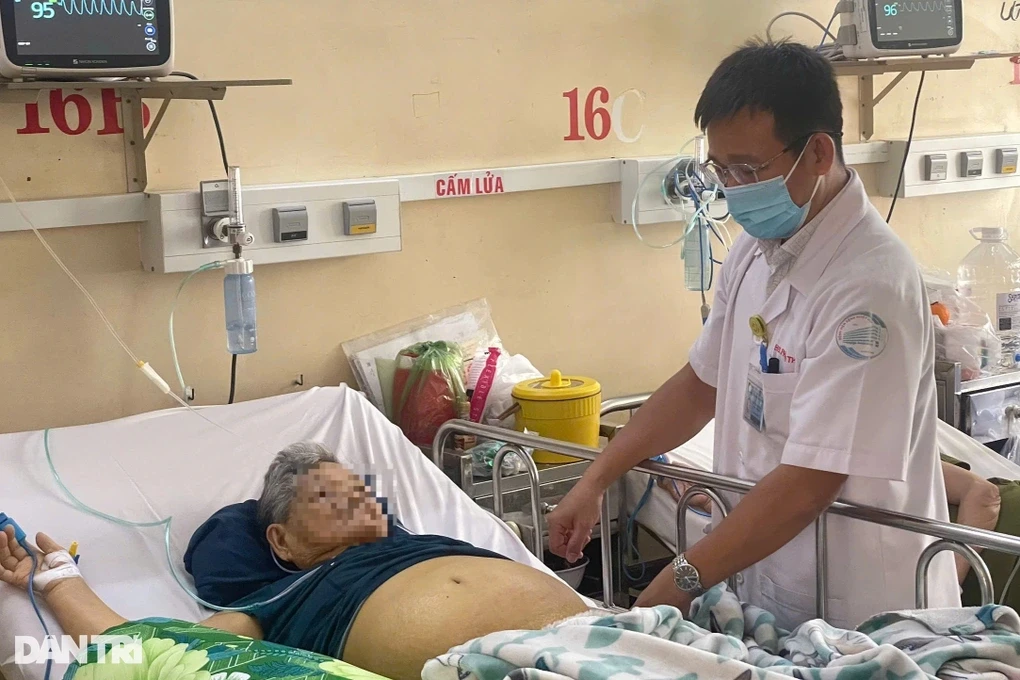 nhung-nguoi-phai-nhap-vien-vi-mac-covid19-tai-tphcm-edited-1748406134798-1748422559.webp