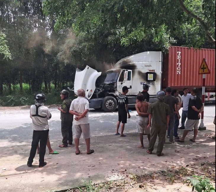 vu-nguoi-dan-ong-dam-doi-nam-nu-tu-thieu-tren-container-he-lo-nguyen-nhan-ban-dau-16000412-1755216316.jpg