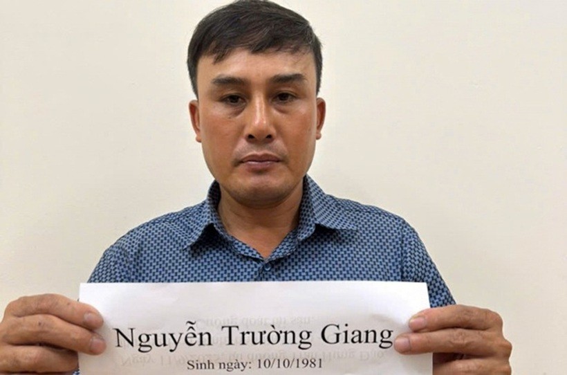 vu-chat-chem-2-5-trieu-dong-cho-quang-duong-70km-tiet-lo-soc-ve-tai-xe-taxi-14304206-1758187131.jpg
