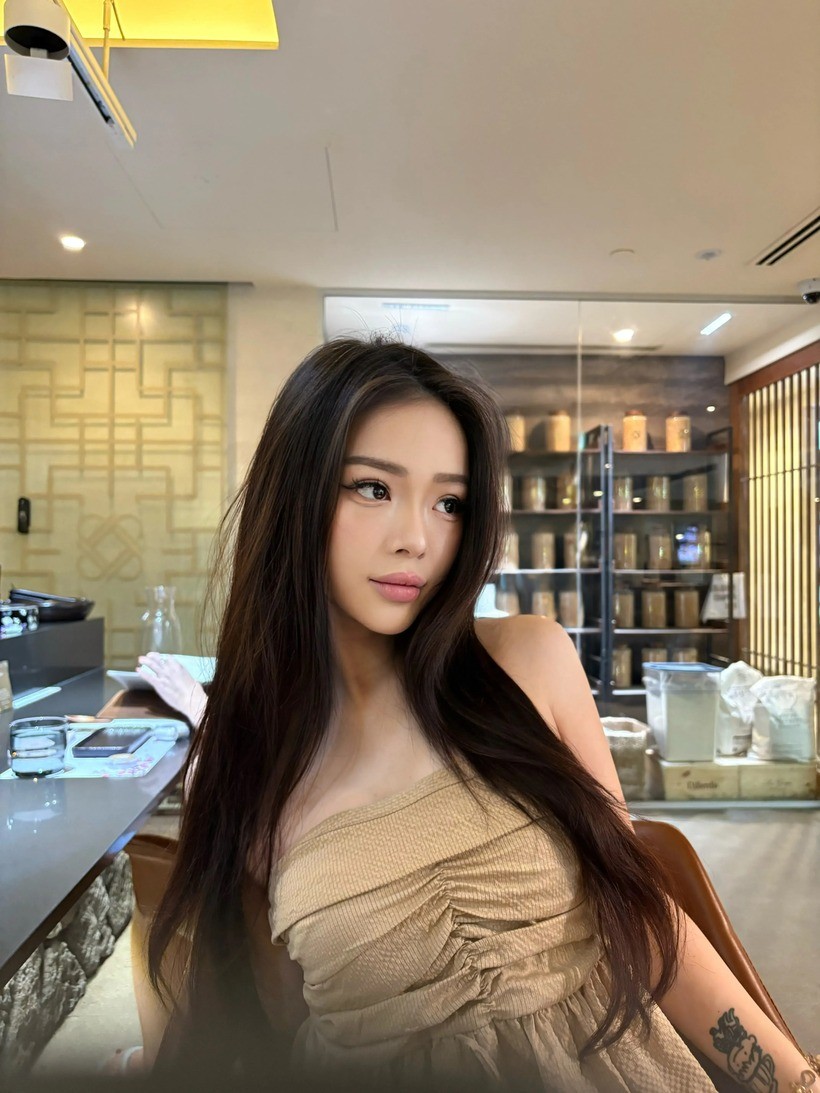 hot-girl-sang-chanh-bi-bat-vi-trom-27-mon-my-pham-tai-sieu-thi-nhat-ban-1-09530343-1758713509.jpg