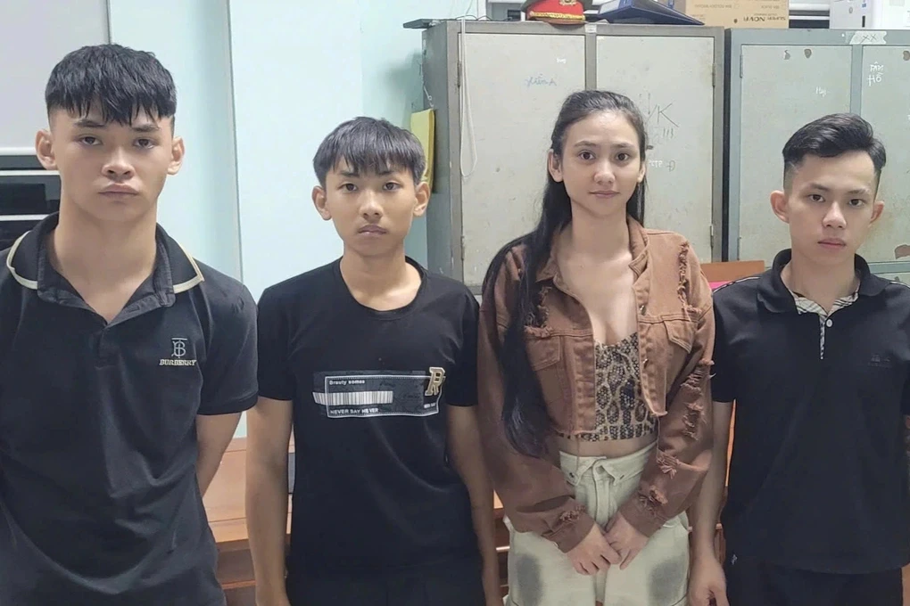anh-edited-1760939799806-1761031245.webp