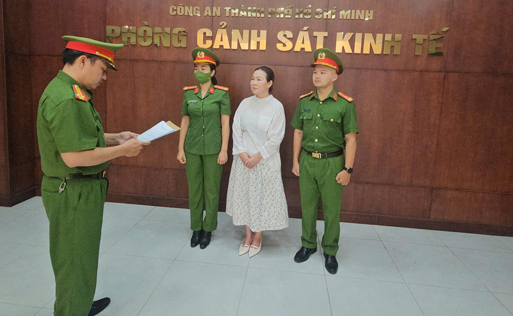cong-an-tphcm-bat-nu-doanh-nhan-1605-1774004036.png