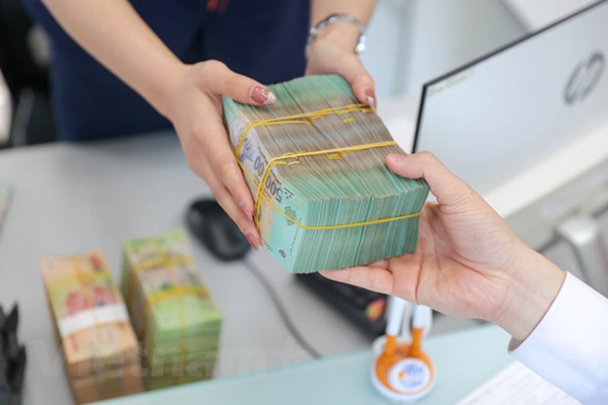 tien-ngan-hang-2-0802-1740726622.jpg