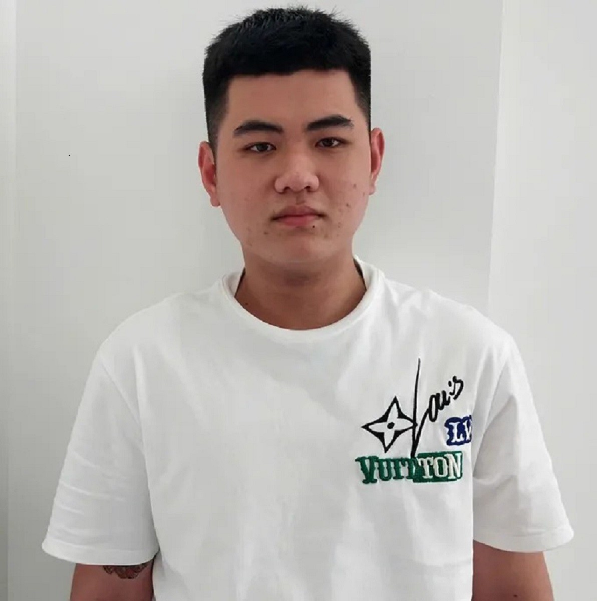 vu-co-gai-bi-nguoi-yeu-dam-tu-vong-tren-via-he-o-tp-hcm-nghi-pham-khai-gi-1759843656.jpg