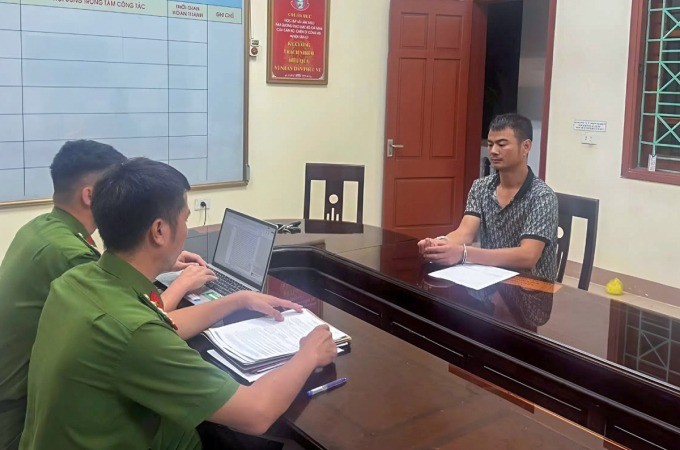 nghi-can-hoa-1760345154-1375-176-1760361662.jpg