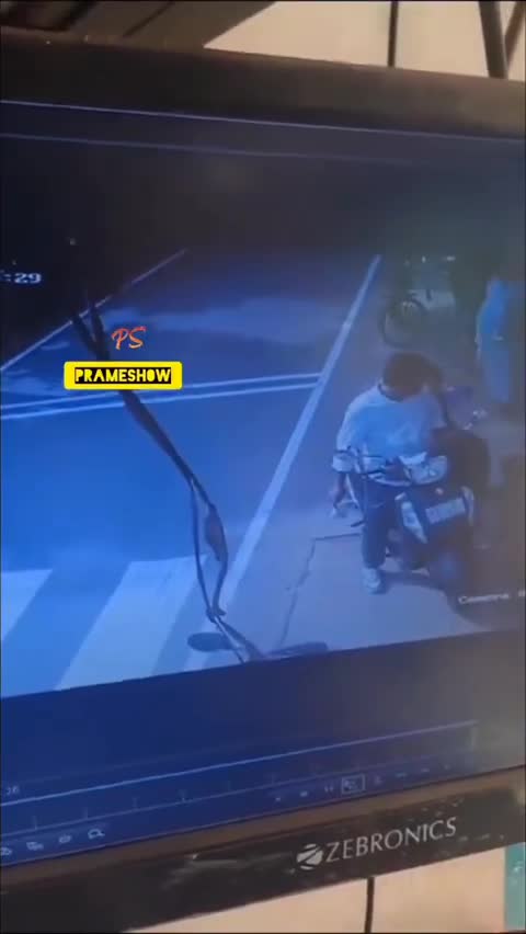 f1a79f486b3e5d4d9f3e5cd48dff9dbb-1745344108.mp4