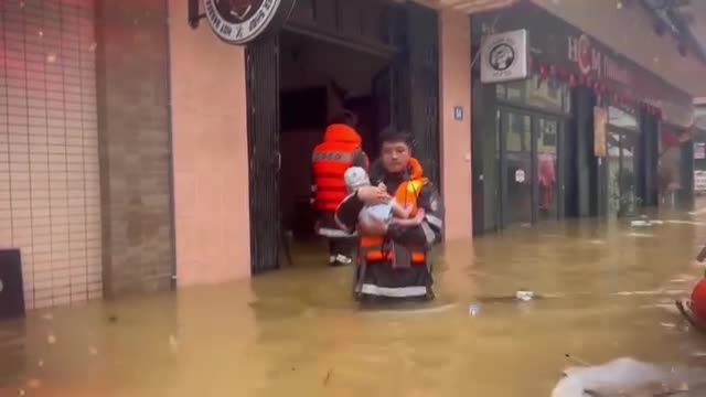 fsavecom-reels-nhan-tin-bao-2-me-con-mac-ket-tai-ngo-36-media-1674941660270582-005-360p-1787531302.mp4