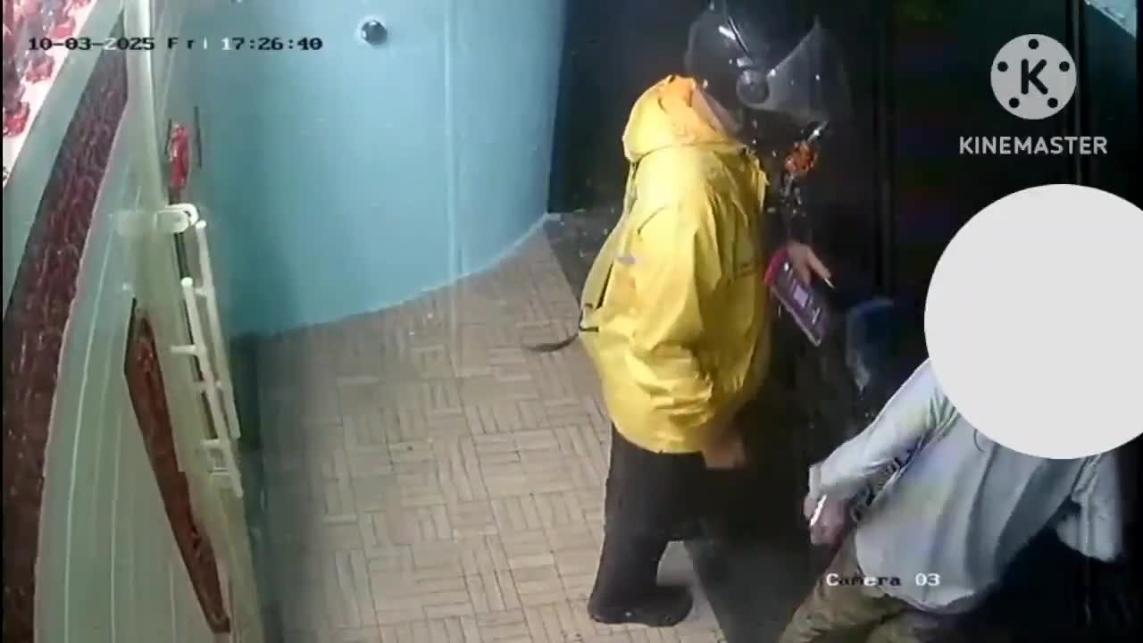 giao-hang-1759716434.mp4