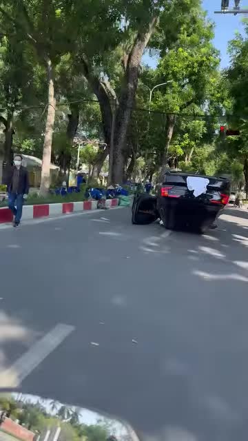 k-hieu-j-ma-lat-dc-1764042330.mp4