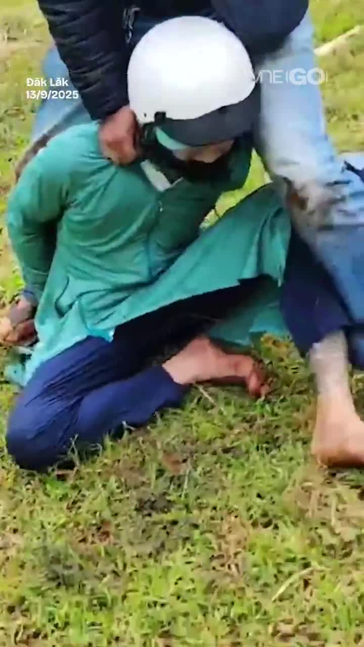 khoanh-khac-bat-ten-cuop-sat-hai-4-nguoi-trong-gia-dinh-1757754182.mp4