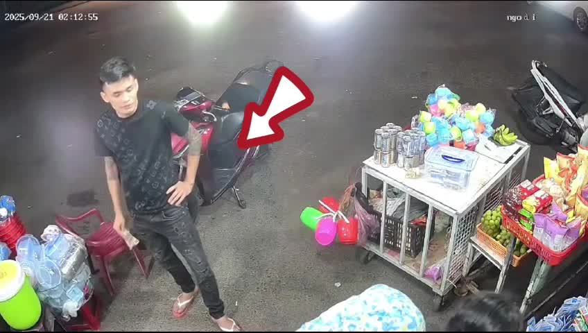 nam-thanh-nien-vua-danh-thai-phu-o-dak-lak-vua-hoi-biet-tao-la-ai-khong-1758588330.mp4