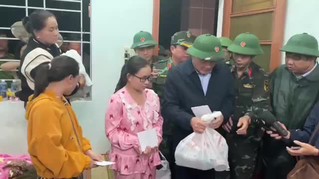 no-luc-giam-thieu-thiet-hai-do-mua-lu-gay-ra-1763772686.mp4