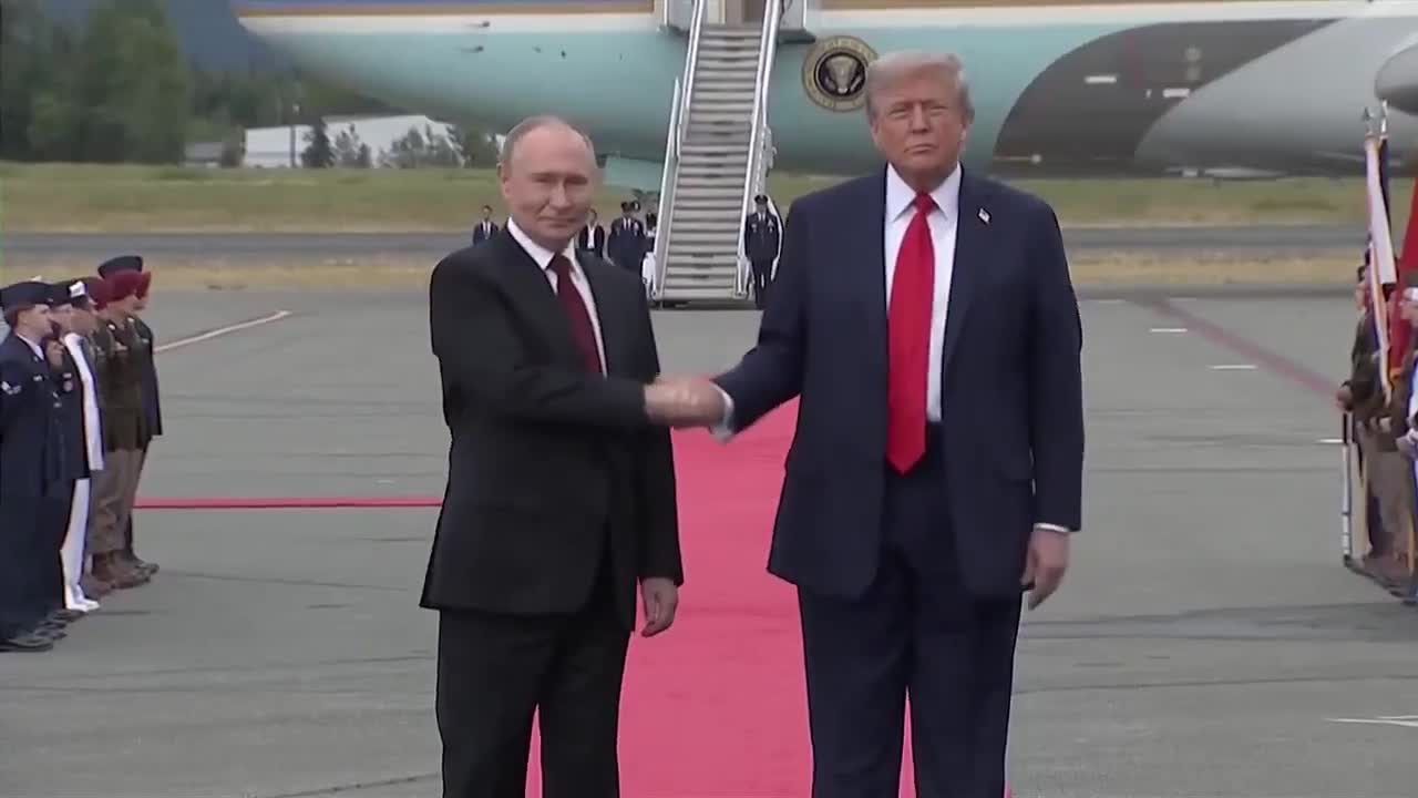 ong-trump-va-ong-putin-hop-bao-chung-sau-hoi-dam-the-gioi-znewsvn-1755305023.mp4