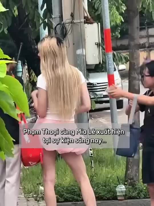 pham-thoai-lo-ngoai-hinh-tuot-doc-sau-chuoi-ngay-drama-1753672713.mp4