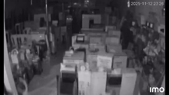 rung-lac-do-tran-dong-dat-manh-48-do-o-lao-duoc-camera-nha-dan-ghi-lai-1762994665.mp4