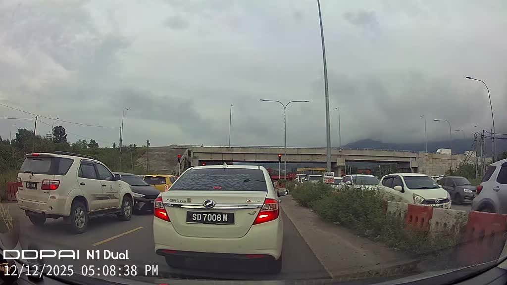 tai-xuong-1766119737.mp4