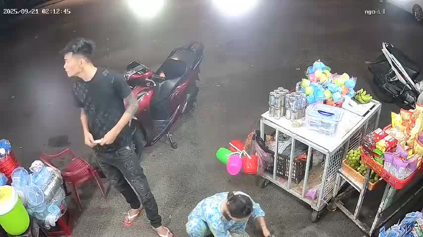 thanh-nien-danh-phu-nu-dang-mang-thai-roi-hoi-biet-tao-la-ai-khong-bao-phap-luat-tphcm-1758546017.mp4