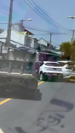 thu-dap-pha-taxi-tren-quoc-lo-20-1774426914.mp4