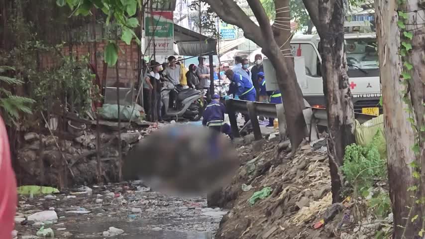 tp-hcm-dieu-tra-vu-nguoi-phu-nu-duoc-phat-hien-tu-vong-duoi-kenh-1742281817.mp4