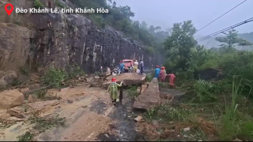 vu-sat-lo-o-deo-khanh-le-6-nguoi-tu-vong-danh-tinh-nan-nhan-bi-thuong-1763361320.mp4