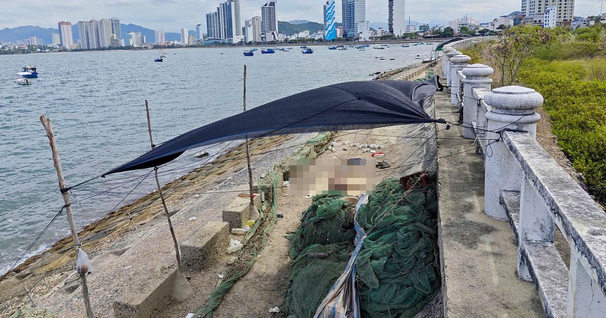 Phát hiện thi thể người đàn ông tại bờ kè biển ở Nha Trang: Hiện trường có gì?