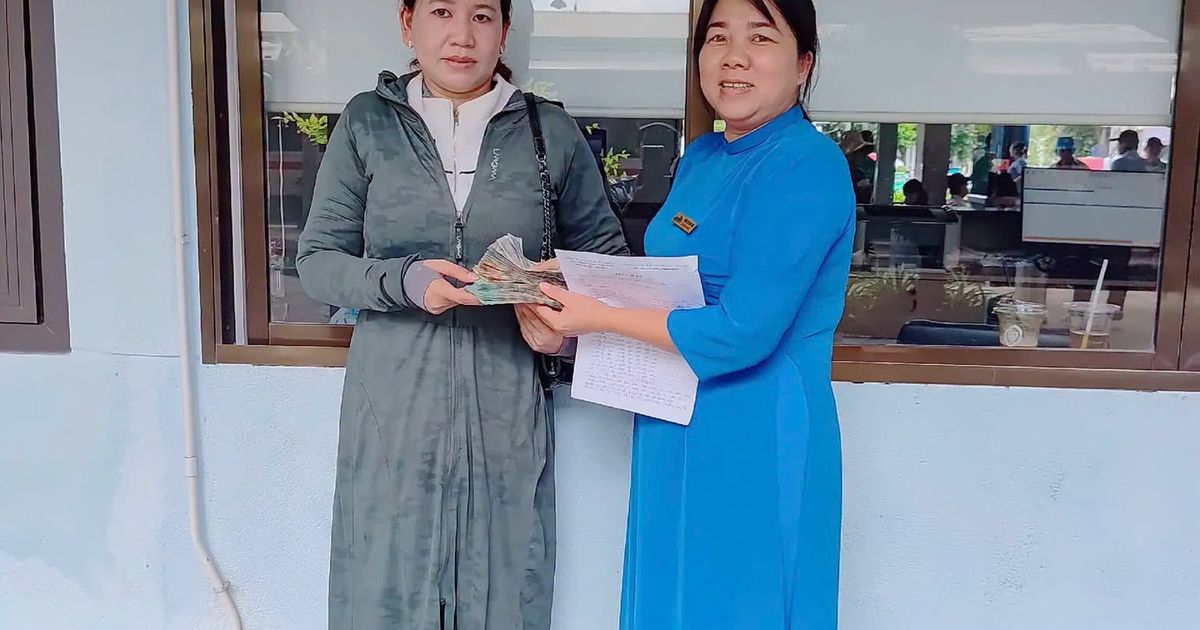 Chiếc túi bị bỏ quên trên tàu và điều bất ngờ bên trong