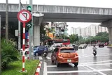 Quay đầu xe khi gặp đèn đỏ thì có bị xử phạt không?