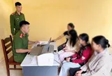 Màn “giải cứu” nhanh như chớp của Công an, giúp 2 thiếu nữ thoát bẫy "việc nhẹ lương cao"