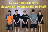 Bắt quả tang cô gái trẻ cùng 5 thanh niên "làm chuyện động trời"