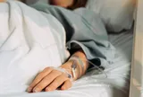 Bé gái 11 tuổi bị chó cắn nhưng giấu gia đình vì sợ mắng, vài tháng sau bị kịch xảy ra