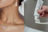 Đừng vội mang đi đánh bóng, dây chuyền bạc xỉn màu có thể sáng lại nhờ cách đơn giản này