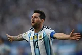 Hat-trick lịch sử của Messi mở ra cuộc đua mới cho kỷ lục vĩ đại nhất World Cup