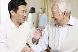 Bố vợ vừa lên chơi, con rể buột miệng: "Lại lên vay tiền à?", câu đáp của ông khiến chồng tôi tái mặt run bần bật