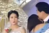 Chú rể khóc nấc khi bị tình cũ ôm hôn đắm đuối giữa đám cưới, cô dâu "đứng hình" sượng trân