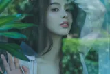 Thanh Thủy gây sốt với bộ ảnh đen trắng đầy tâm trạng, nhan sắc "khóc cũng đẹp" gây bão mạng