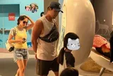 Khoảnh khắc hiếm hoi của Hyun Bin bên gia đình thu hút sự quan tâm